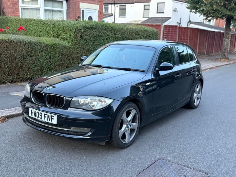 BMW, 1 SERIES, Hatchback, 2010, Manual, 1995 (cc), 5 doors