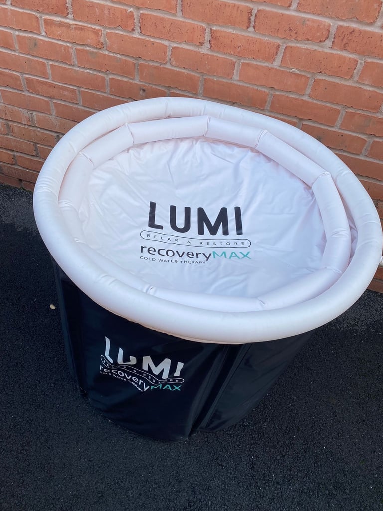 LUMI Recovery Ice Bath