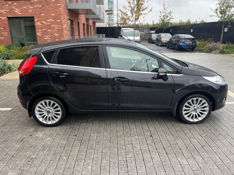 Ford, FIESTA, Hatchback, 2011, Manual, 1596 (cc), 5 doors