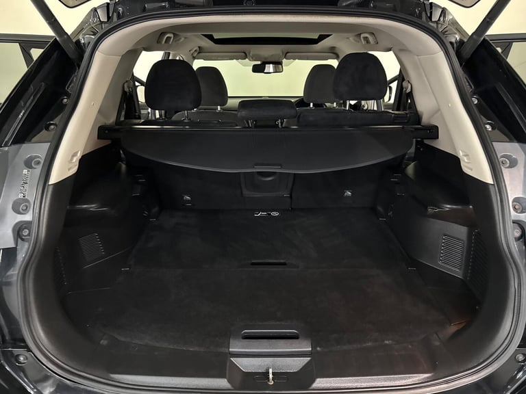 2015 Nissan X-Trail 1.6 dCi n-tec Euro 5 (s/s) 5dr ESTATE Diesel Manual