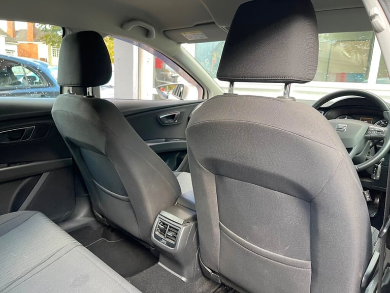 2014 SEAT Leon 1.6 TDI CR SE Hatchback 5dr Diesel Manual Euro 5 (s/s) (105 ps) Hatchback Diesel M...