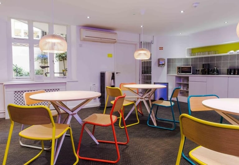 Furnished offices to rent in *Holborn*. Office Spaces for 4 to 60 desks WC1