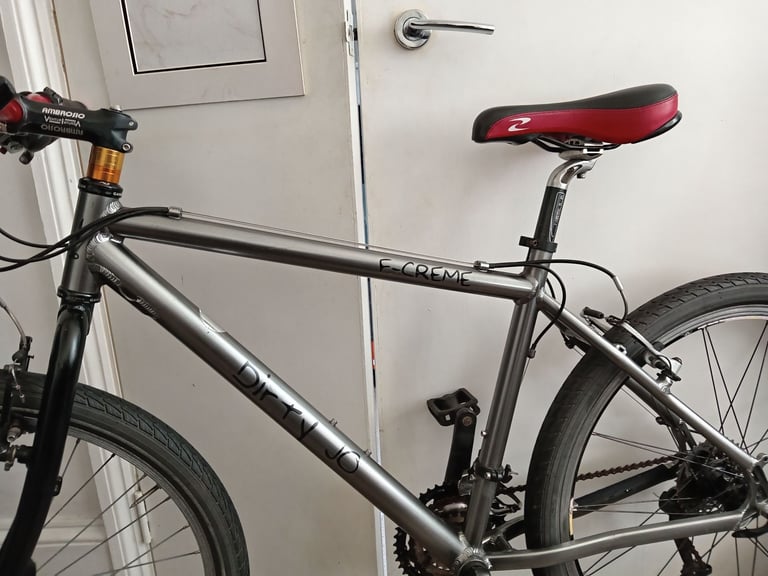 Mountain bike in Holloway, London Bikes, Bicycles Cycles for