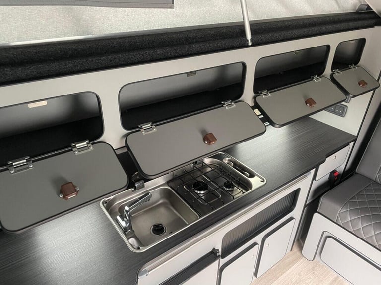 Volkswagen Transporter T28 Camperking 4 berth 5 belt Rock & Roll bed camperv