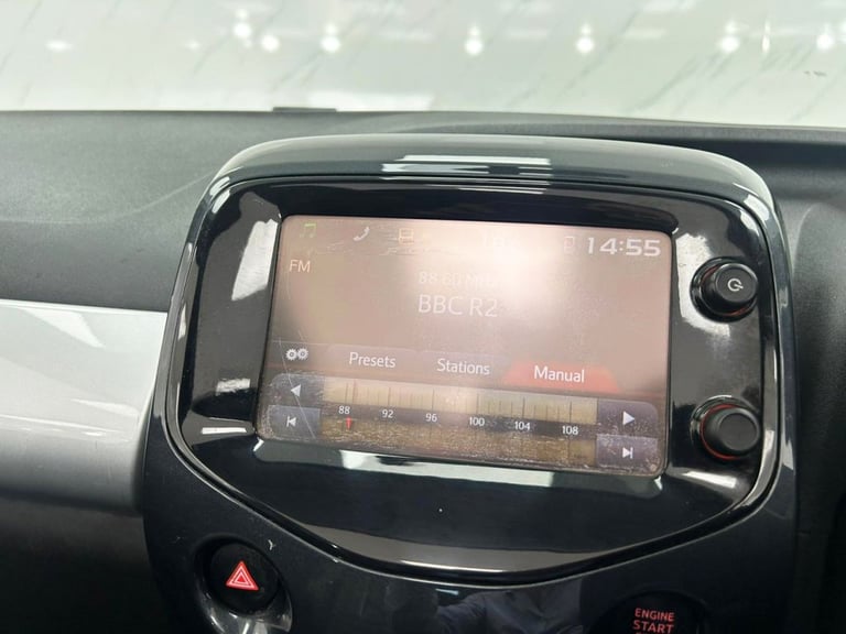 2016 Toyota AYGO 1.0 VVT-i x-clusiv 2 x-wave 5dr Petrol Manual Euro 6 (68 ps) 2 OWNERS! LAST Hatc...