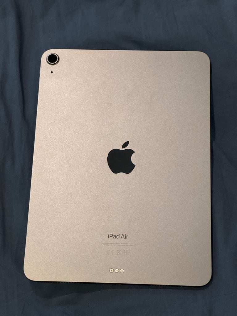 iPad Air 11-inch (M2, 2024) MUWC3NF/A WiFi 80% new, w/ box, Space Grey, 128 GB