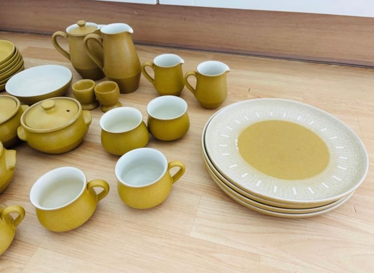Denby dinner ware and crockery 