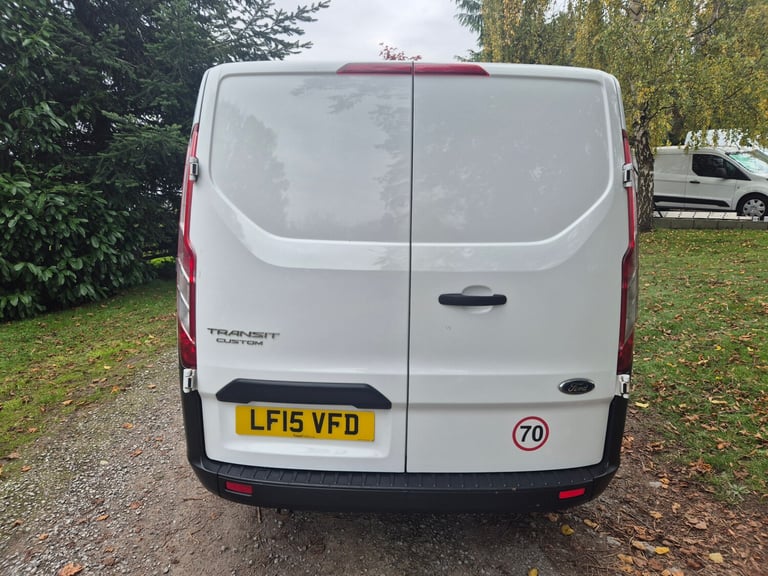 2015 Ford Transit Custom 2.2 TDCi 100ps Low Roof Van PANEL VAN Diesel Manual