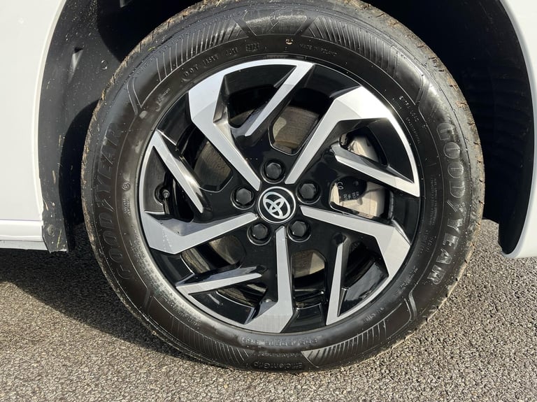 2024 Toyota PROACE CITY Verso 100kW Design L1 50kWh 5dr Auto MPV ELECTRIC Automatic