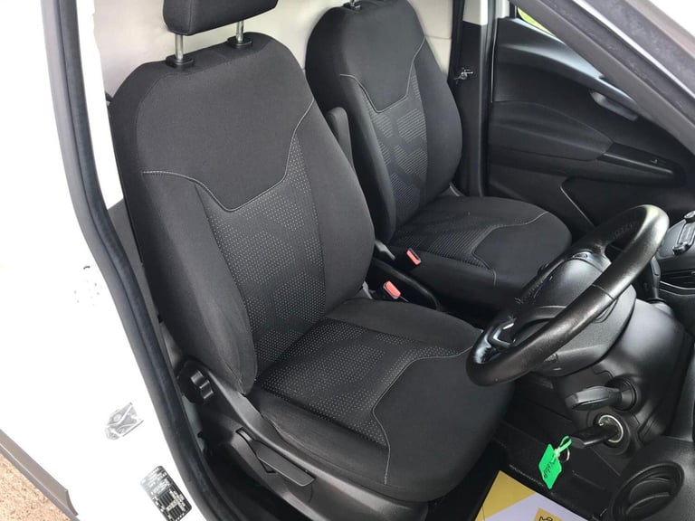2019 Ford Transit Courier 1.5 TDCi Trend Euro 6, F/S/H, Air Con