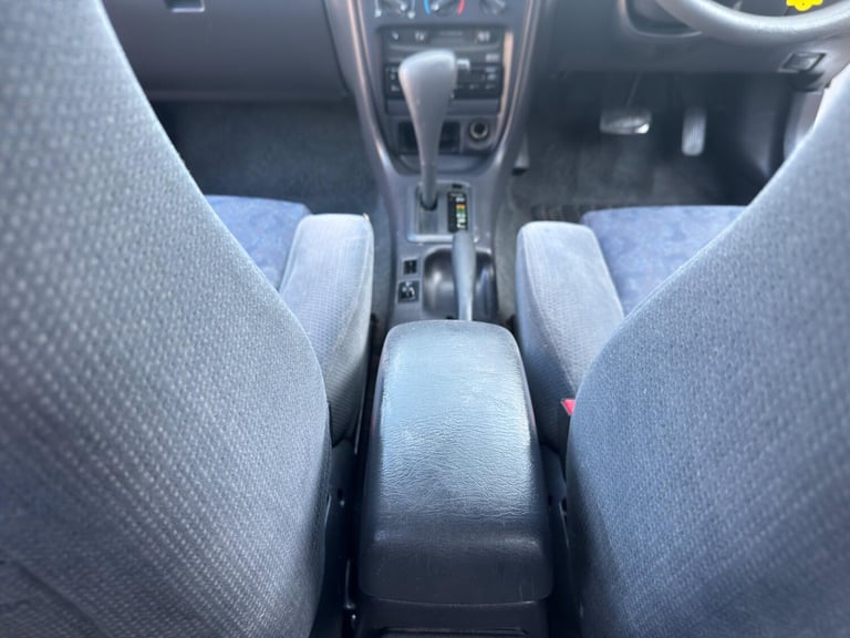 2001 Toyota Corolla 1.6 GS 5dr HATCHBACK Petrol Automatic
