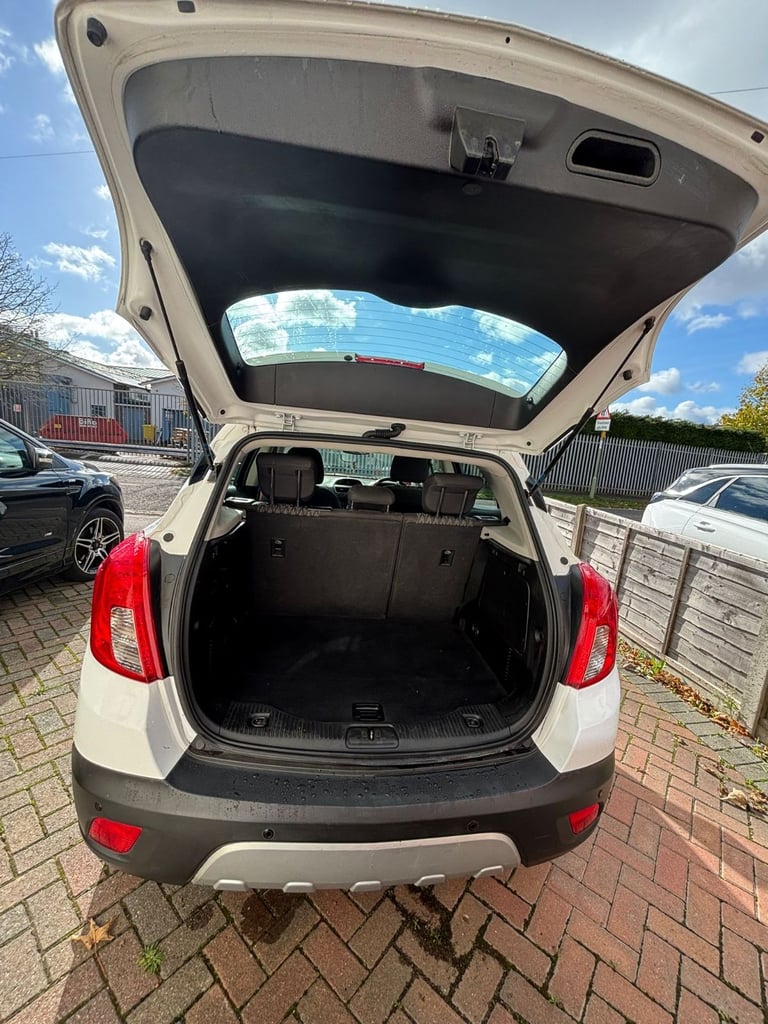Vauxhall, MOKKA, Hatchback, 2013, Manual, 1598 (cc), 5 doors
