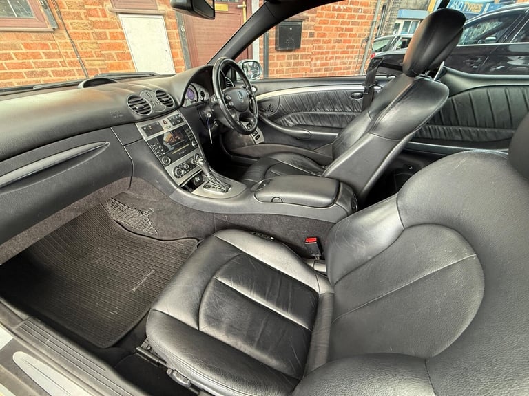 Mercedes-Benz CLK 2.1 CLK220 CDI Sport 2dr Diesel Automatic - Image 17