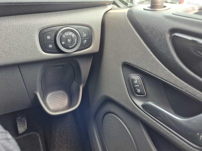 2022 Ford Transit Custom 2.0 320 EcoBlue Limited Crew Van Double Cab 5dr Diesel Auto L1 H1 Euro 6...