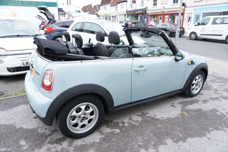 2013 MINI Convertible 1.6 Cooper 2dr CONVERTIBLE PETROL Manual