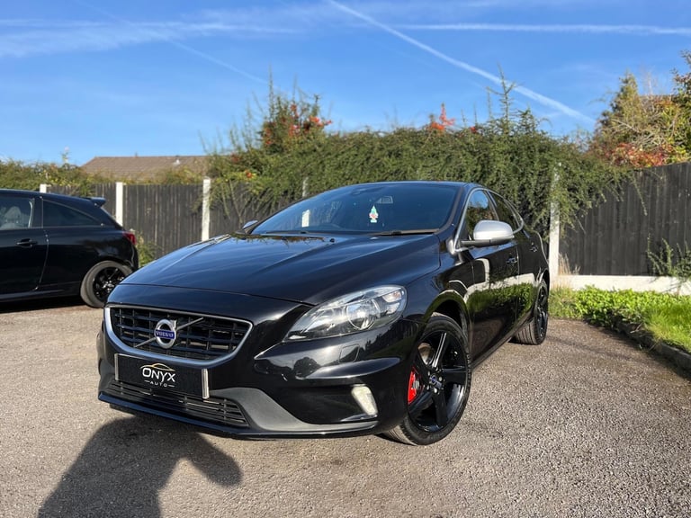2015 Volvo V40 2.0 T2 R-Design Euro 6 (s/s) 5dr HATCHBACK Petrol Manual