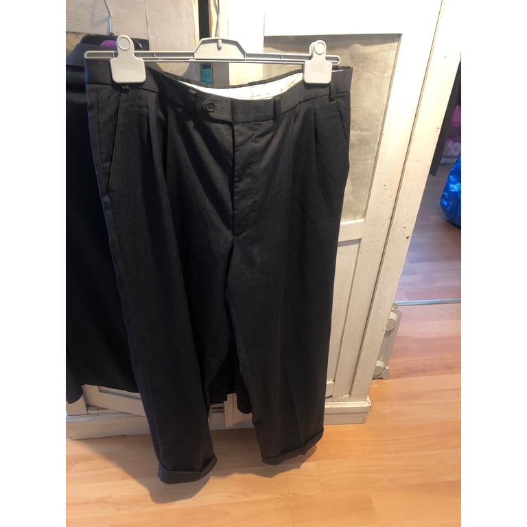 Pierre Balmain suit💥Reduced 💥