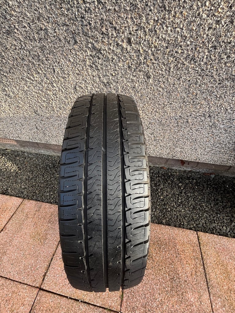 225/75/16 X 4 Michelin Tyres 