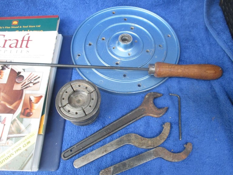 12 x Wood Turning tools Gouges Chisels Chuck Spanners Wood Blanks Hardware PLUS FREE LATHE