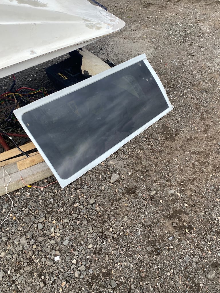 image for Transit custom side glass 