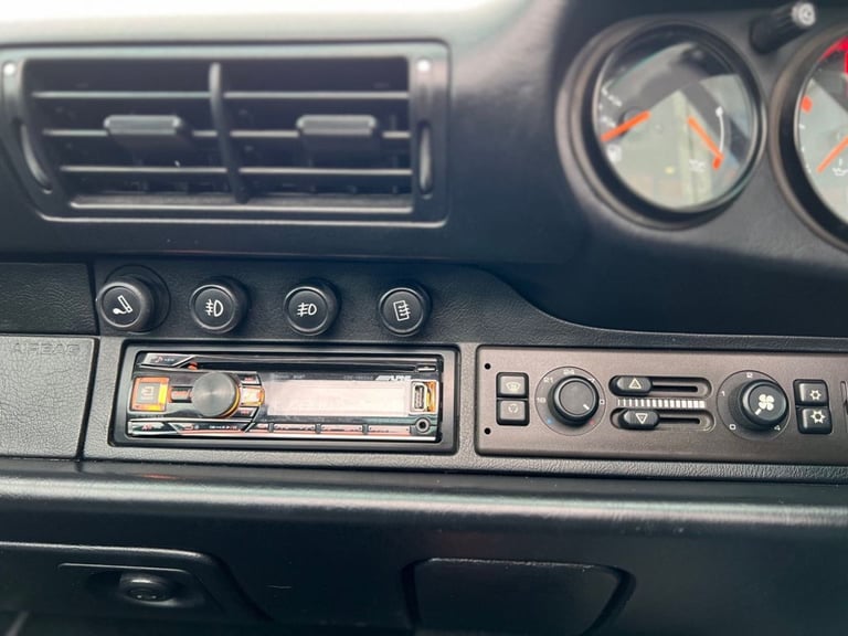 1996 N PORSCHE 911 3.6 TARGA 2D 282 BHP