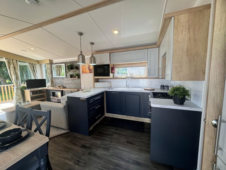 Swift Bordeaux in Devon  - Lodge / Caravan 