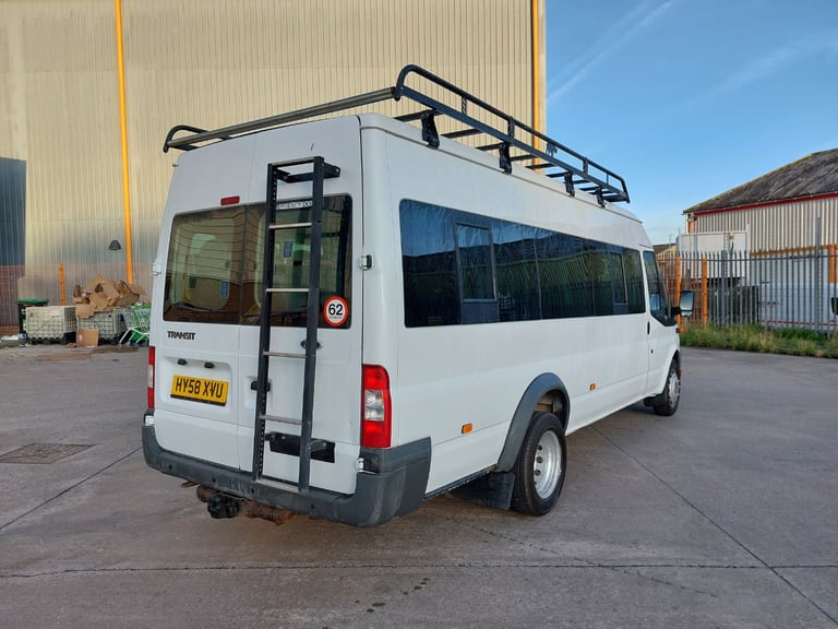 ONLY 51K MILES 17 SEAT MINIBUS FORD TRANSIT 