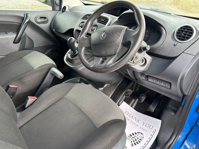 2019 RENUALT Kangoo van 75,000 miles NUMBER UPDATED  