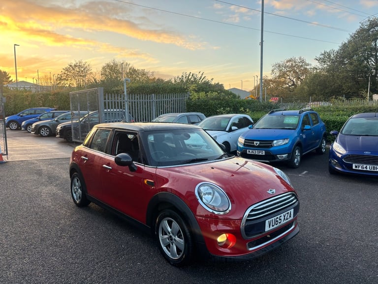 2015 MINI Hatch 1.5 Cooper 5dr HATCHBACK Petrol Manual