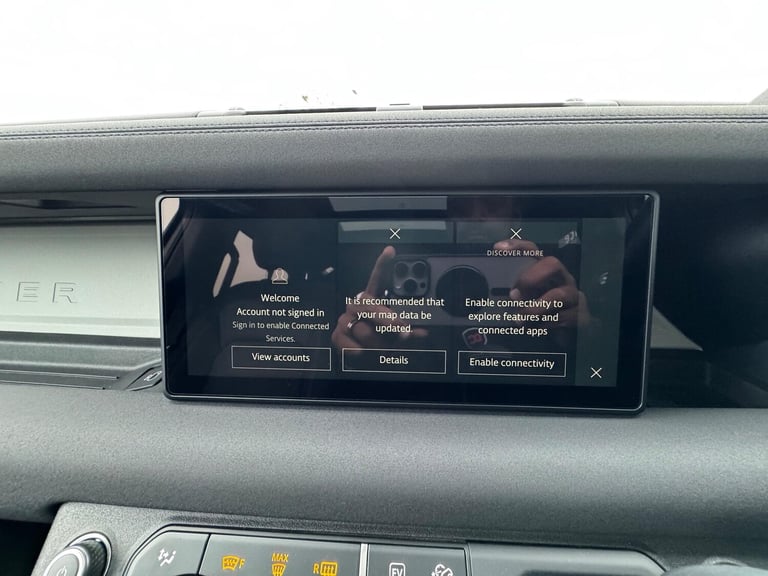 2023 Land Rover Defender 110 2.0 P400e 15.4kWh X-Dynamic SE Auto 4WD Euro 6 (s/s) 5dr ESTATE Petr...