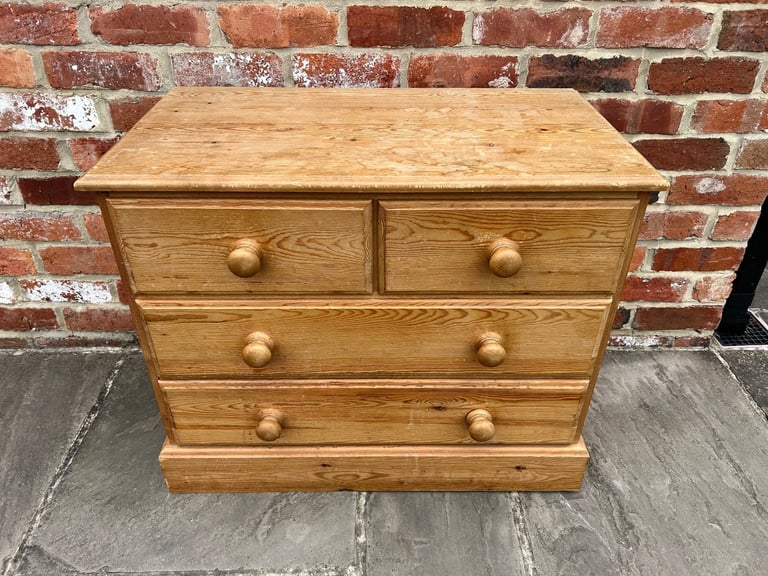 Solid Pine Chest of Drawers - Good Condition 