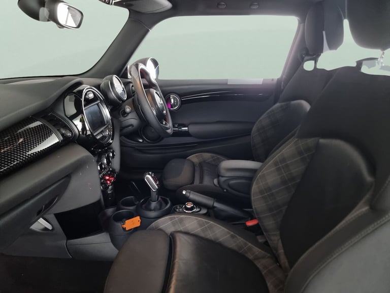 2019 MINI Hatch 2.0 Cooper S Sport II 3dr Auto HATCHBACK PETROL Automatic