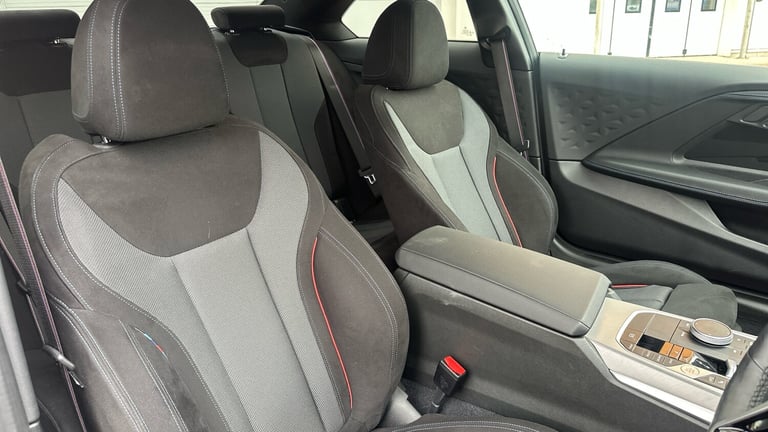 2025 BMW 2 Series 220i M Sport 2dr Step Auto [Pro Pack] Petrol Coupe Coupe Petrol Automatic