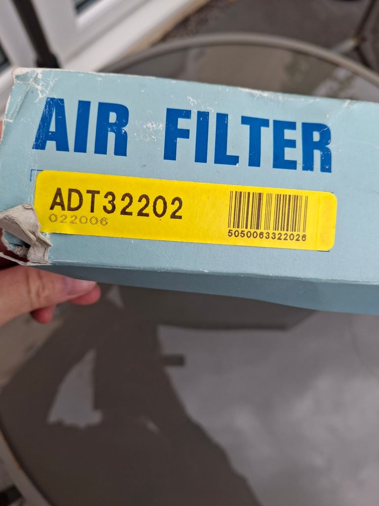 Toyota Hilux air filter - new