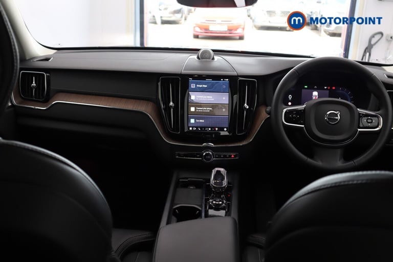 2023 Volvo XC60 2.0 B5P Ultimate Dark 5dr AWD Geartronic SUV Petrol Automatic