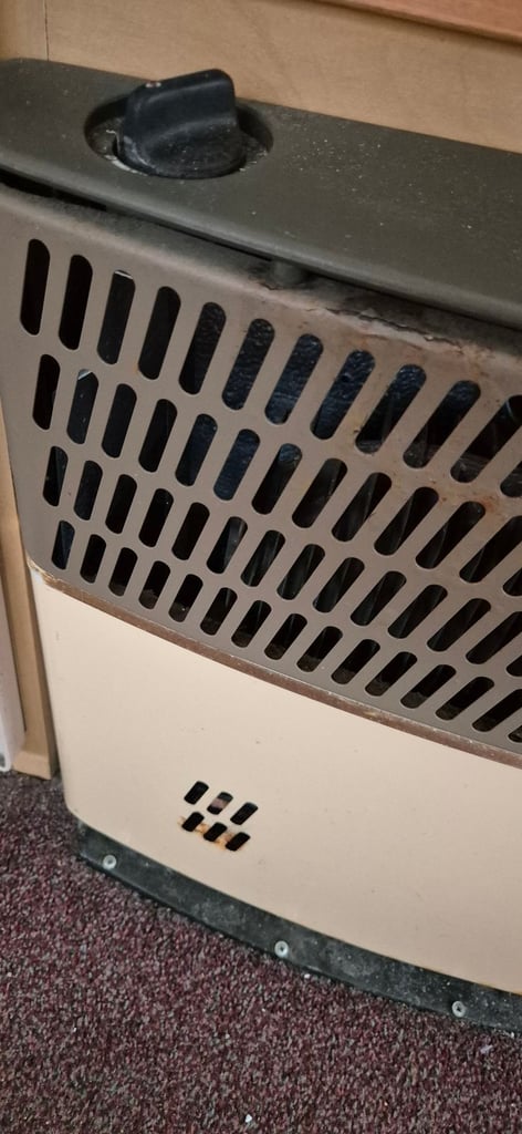 CARVER 3600STC FANMASTER AUTO gas and electric heater for camper caravan motorhome.