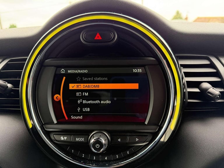 MINI HATCH 1.5 Cooper Sport Euro 6 (s/s) 5dr 2019