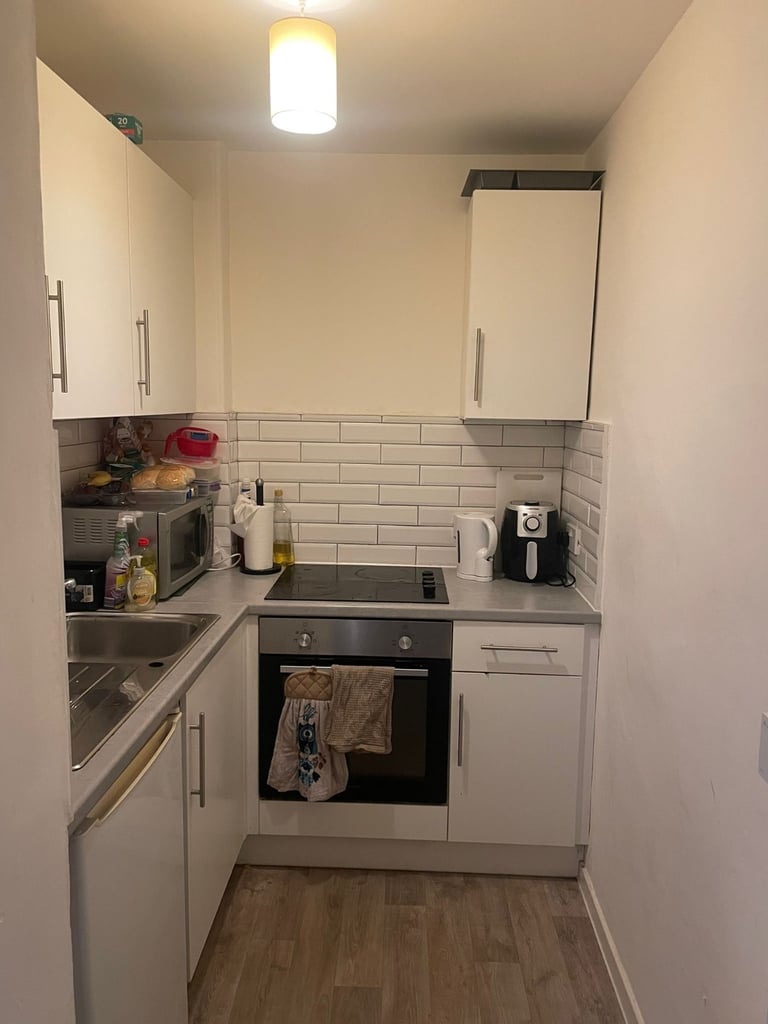 West End 2 Bedroom Flat