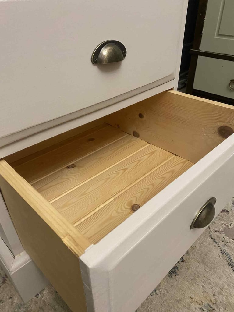 💙👗 Solid pine dressing table desk