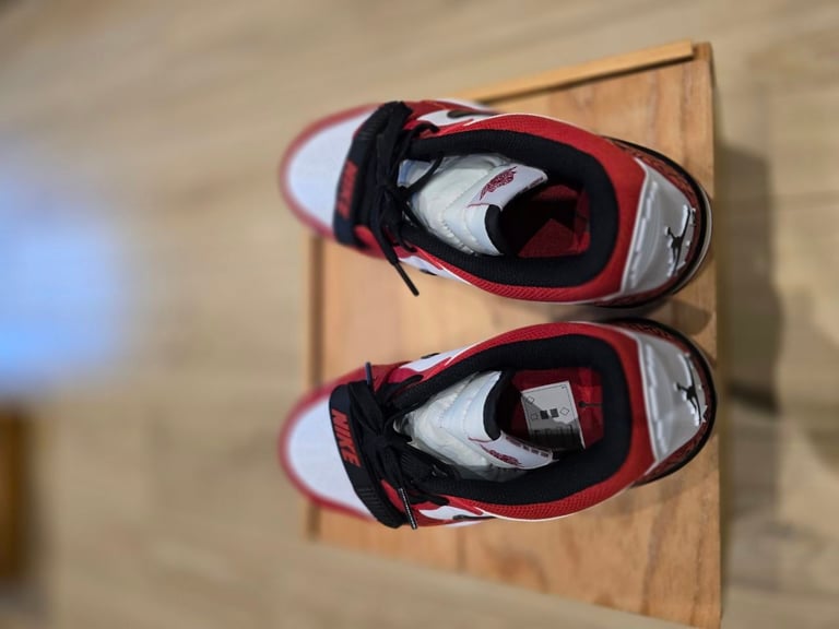 Nike Air Jordan Legacy 312 Low white, red, black; Size US 8.5, EU 42, UK 7.5