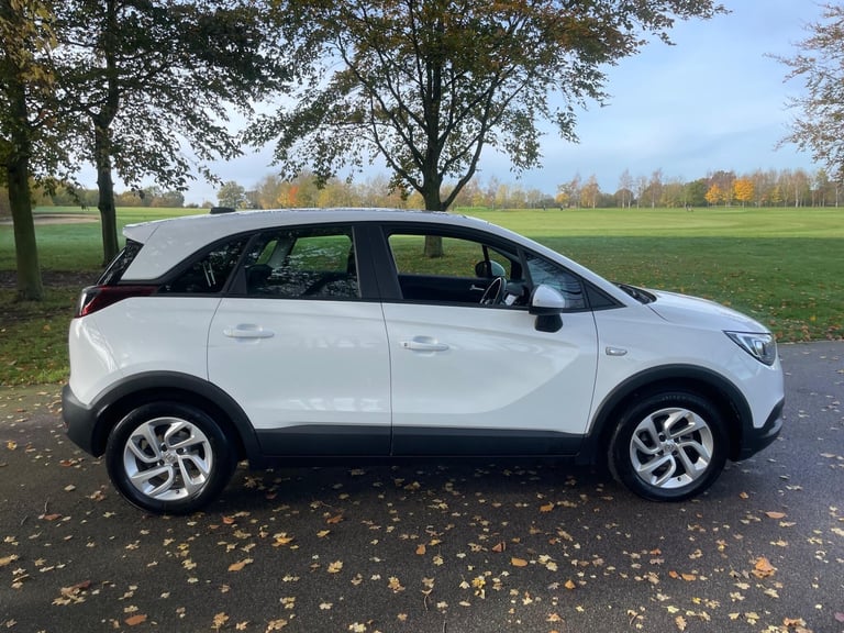 2018 Vauxhall Crossland X 1.2 SE Euro 6 5dr HATCHBACK Petrol Manual