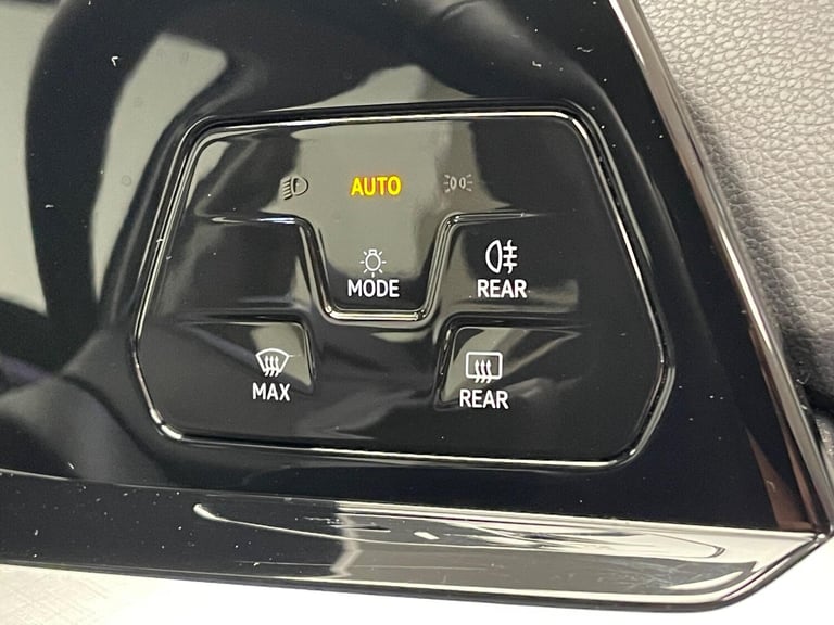 2020 Volkswagen Golf 1.5 eTSI MHEV Life DSG Euro 6 (s/s) 5dr HATCHBACK Petrol/Electric Hybrid Aut...
