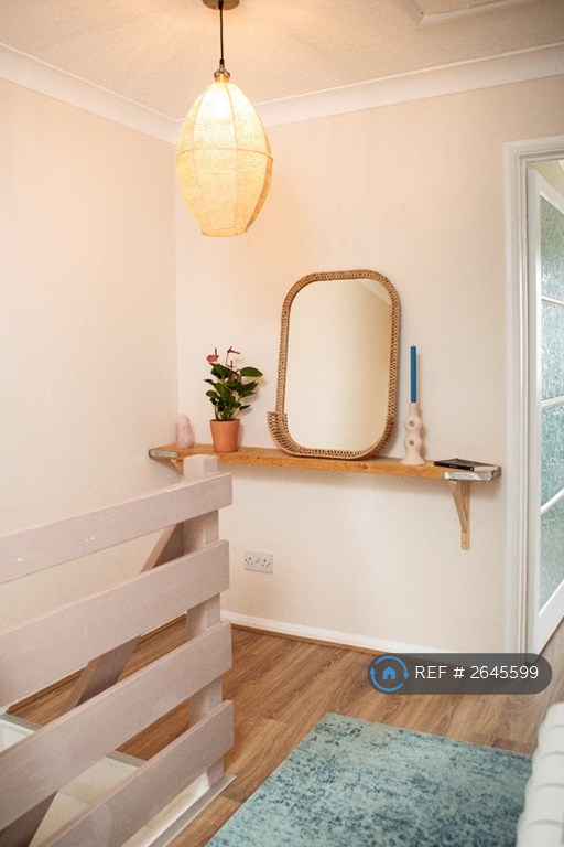 2 bedroom flat in The Carrions, Totnes, TQ9 (2 bed) (#2645599)