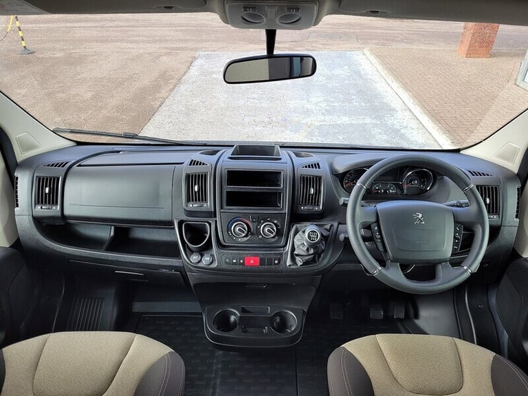 2025 Maxus eDeliver 7 150kW H1 Van 77kWh [2 Seat] Auto PANEL VAN DIESEL Manual