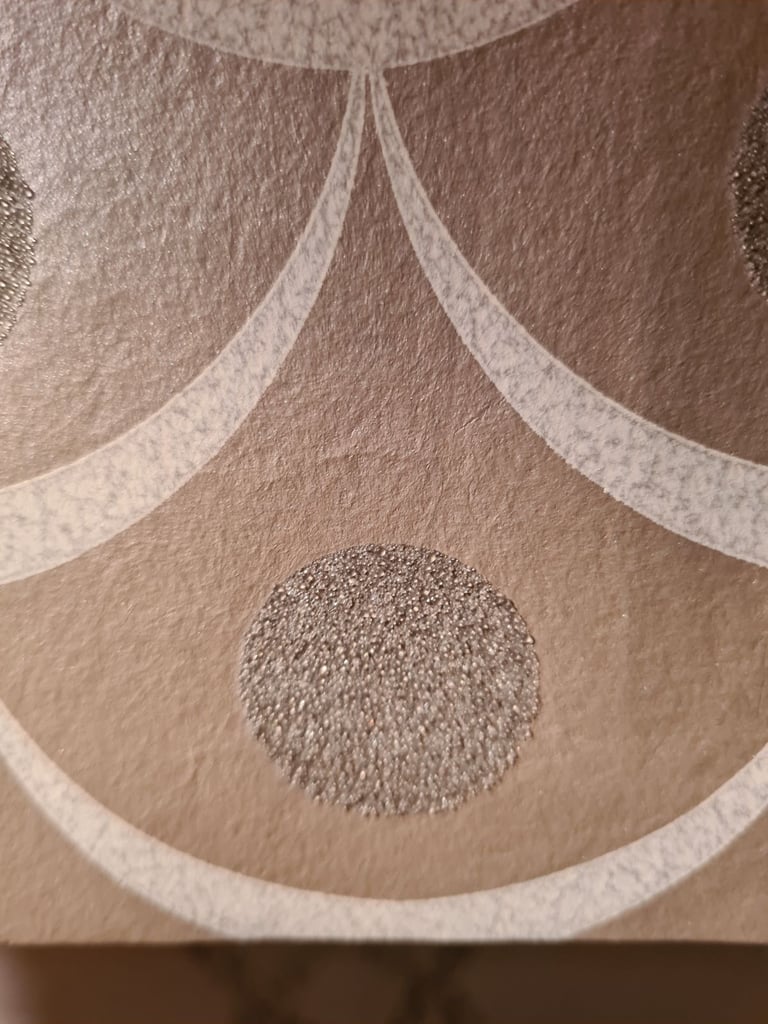 Harlequin Leonida Demi Antique Gold Wallpaper