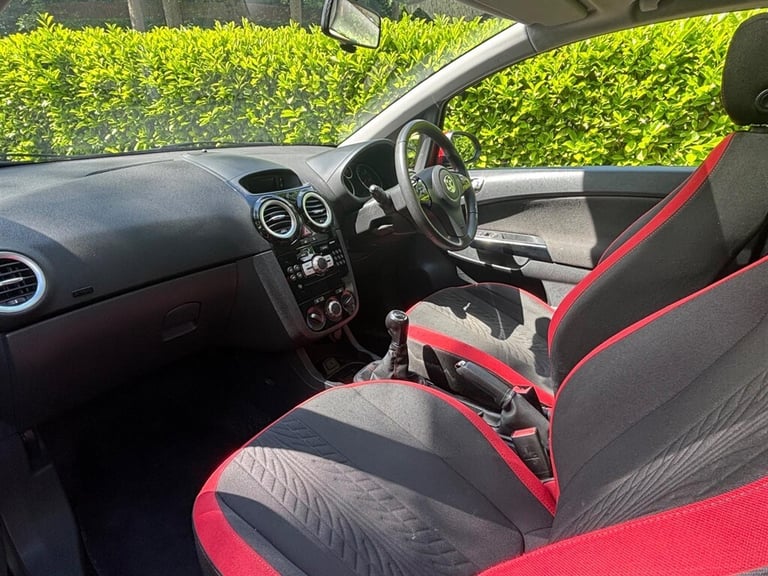2014 Vauxhall Corsa 1.4 SRi 3dr [AC] HATCHBACK PETROL Manual