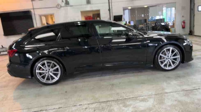 2022 Audi A6 Avant 2.0 TDI 40 Black Edition Estate 5dr Diesel S Tronic quattro Euro 6 (s/s) (2 Es...