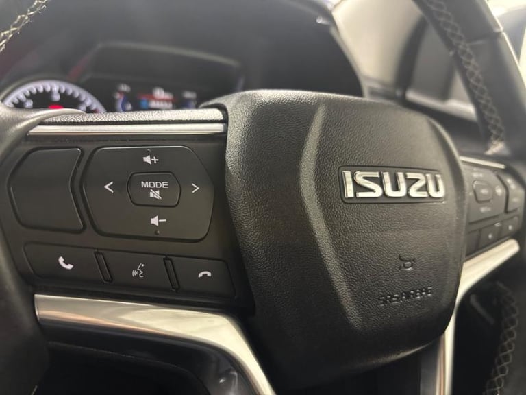 2023 Isuzu D-Max 1.9 DL40 Double Cab 4x4 Auto Automatic Pick Up Diesel Automatic