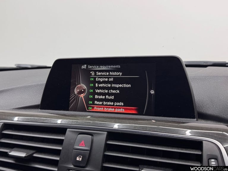 2016 BMW 3 Series 2.0 320i Luxury Saloon 4dr Petrol Auto xDrive Euro 6 (s/s) (184 ps) Saloon Petr...