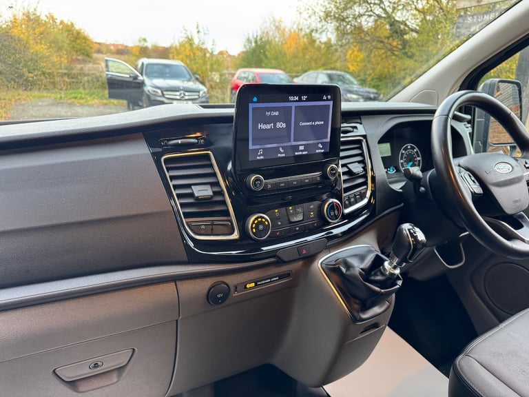 2022 FORD TRANSIT CUSTOM 320 CREW CAB 5 SEATS LIMITED + GREY + TAILGATE